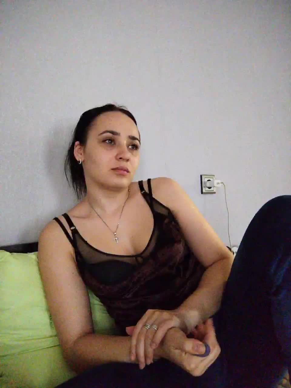 View or download file agilarina1 on 2023-03-11 from bongacams