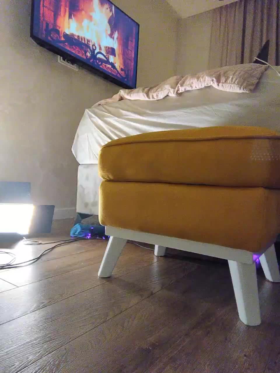 View or download file emilyev4ns on 2023-03-12 from bongacams