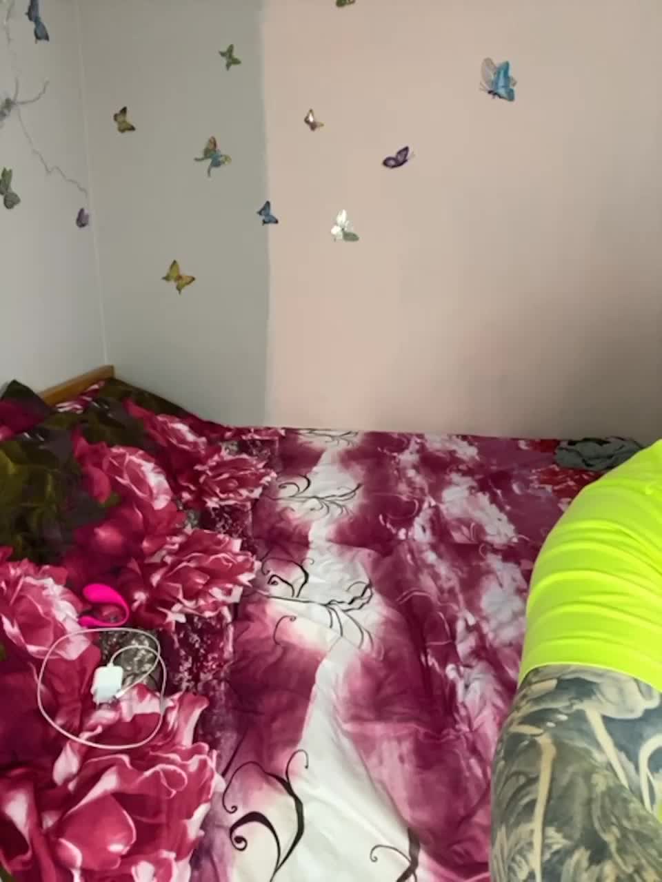 View or download file hulklisandra on 2023-03-12 from bongacams