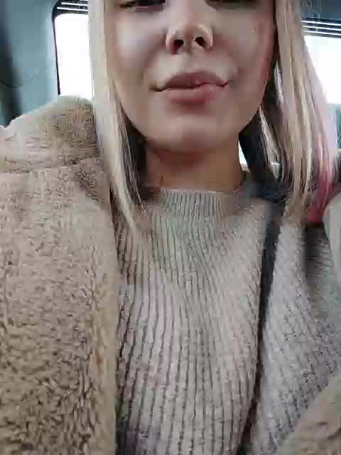 View or download file isabellast on 2023-03-12 from bongacams