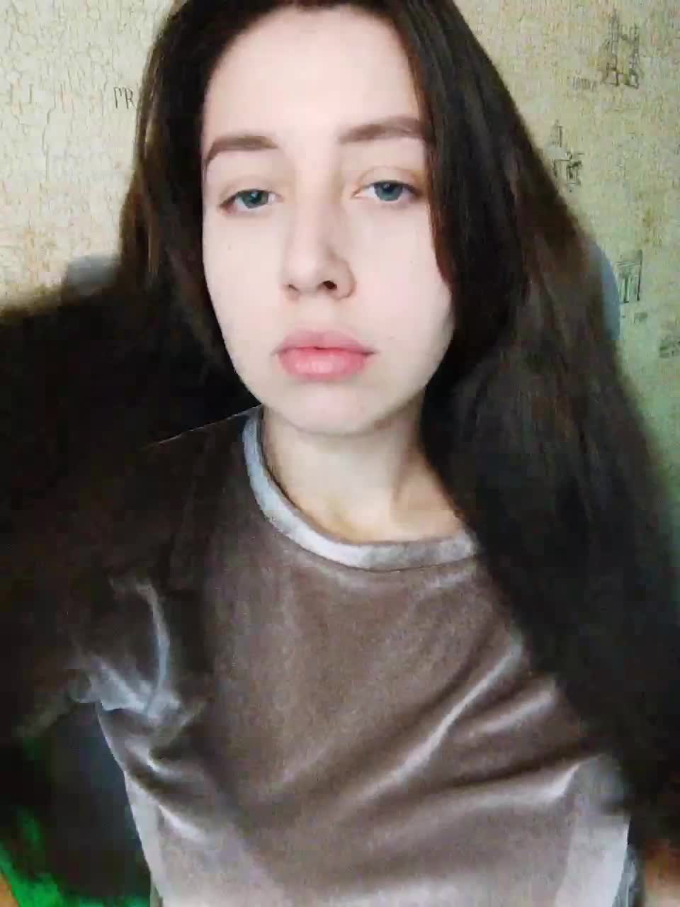 View or download file mialiahot on 2023-03-12 from bongacams