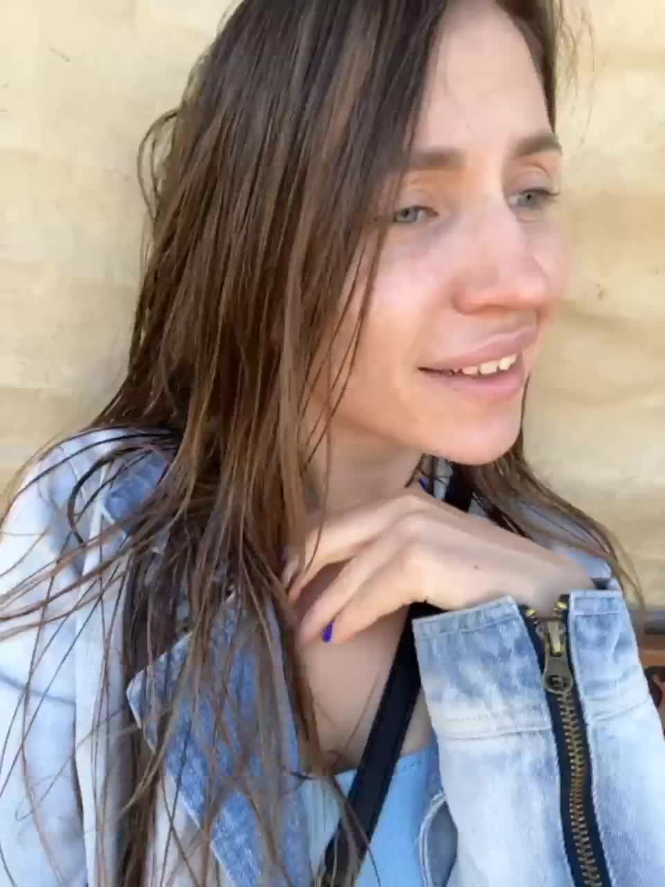 View or download file varadderoo on 2023-03-13 from bongacams