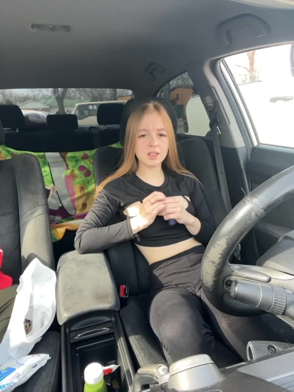 View or download file dandimilk on 2023-03-16 from bongacams