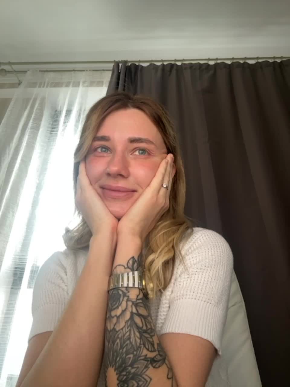 View or download file kirlove1 on 2023-03-16 from bongacams