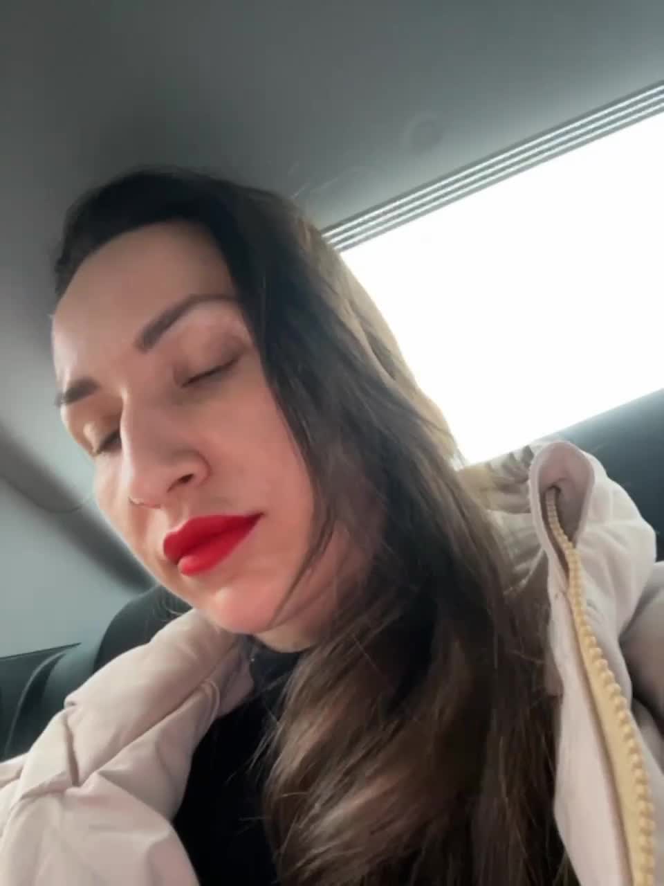 View or download file _ann_ on 2023-03-17 from bongacams