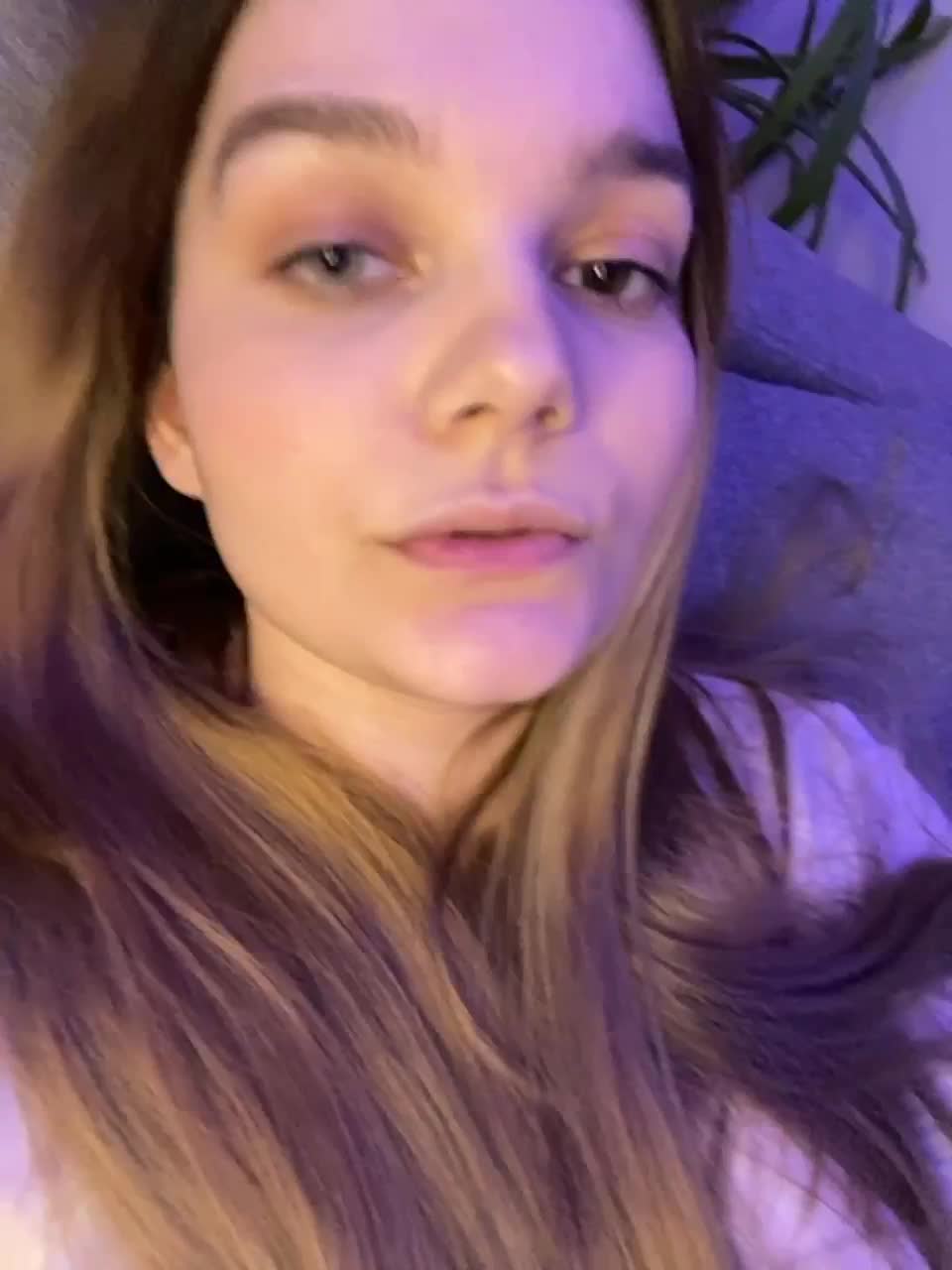 View or download file chillcumshow on 2023-03-17 from bongacams