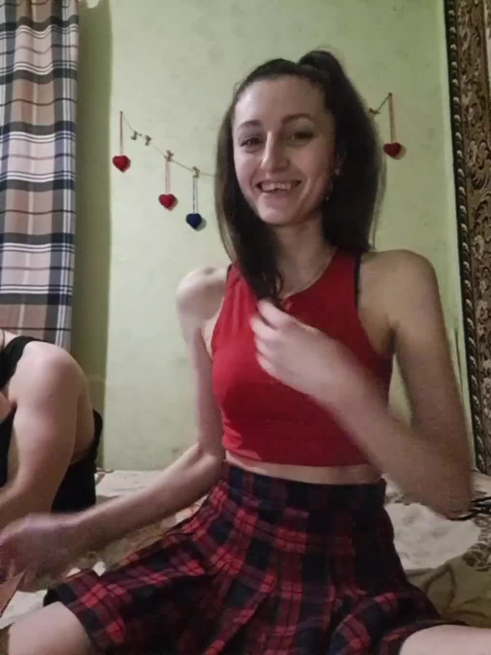 View or download file sweatchili on 2023-03-18 from bongacams
