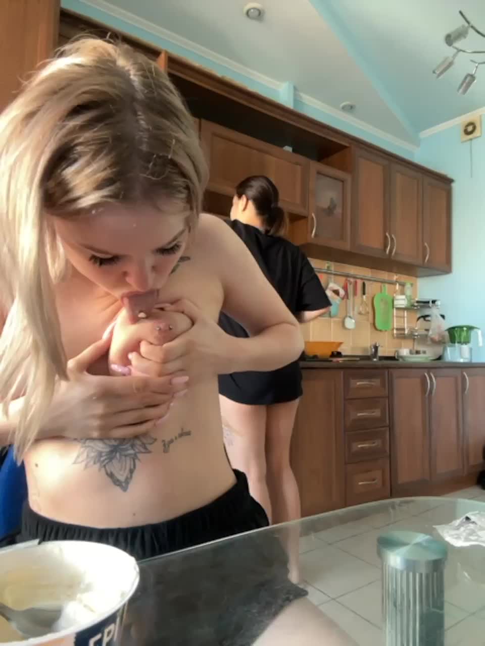 View or download file katedanverr on 2023-03-19 from bongacams