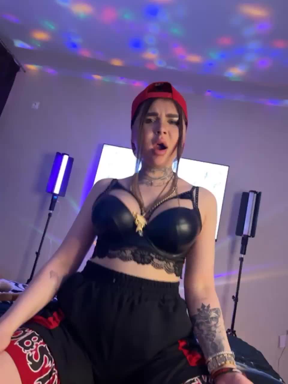 View or download file duostars1 on 2023-03-20 from bongacams