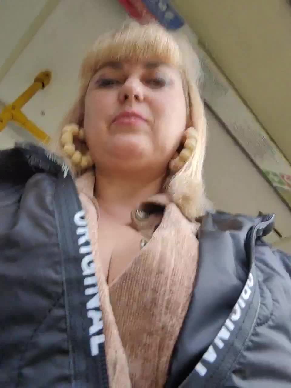 View or download file janna37 on 2023-03-20 from bongacams