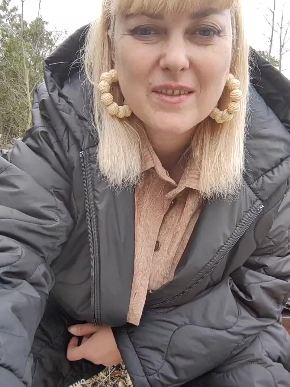 View or download file janna37 on 2023-03-20 from bongacams