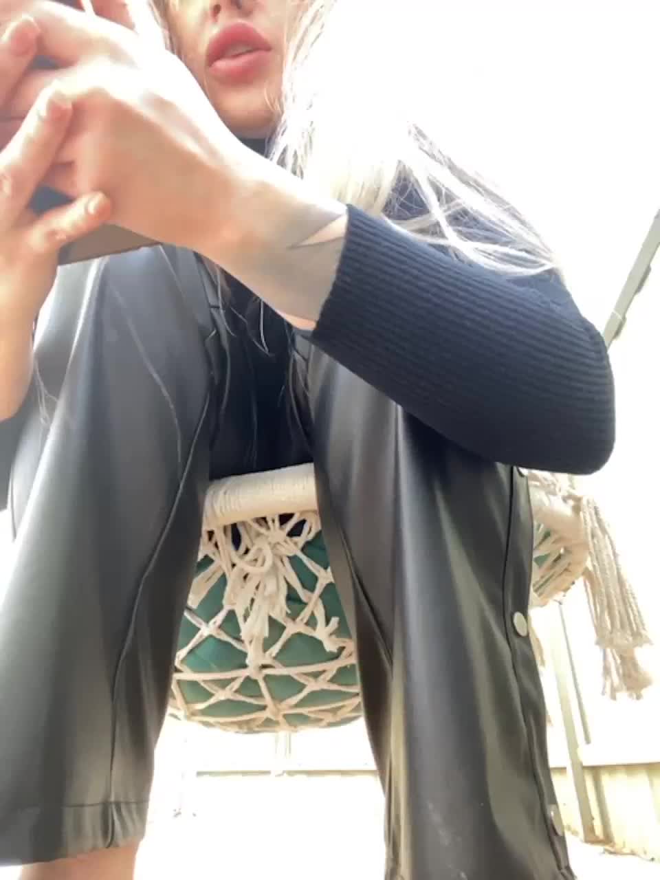 View or download file succubz on 2023-03-20 from bongacams