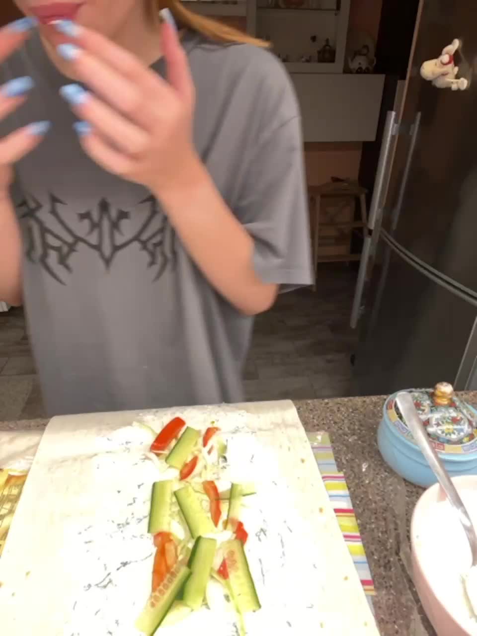 View or download file yngluv on 2023-03-20 from bongacams