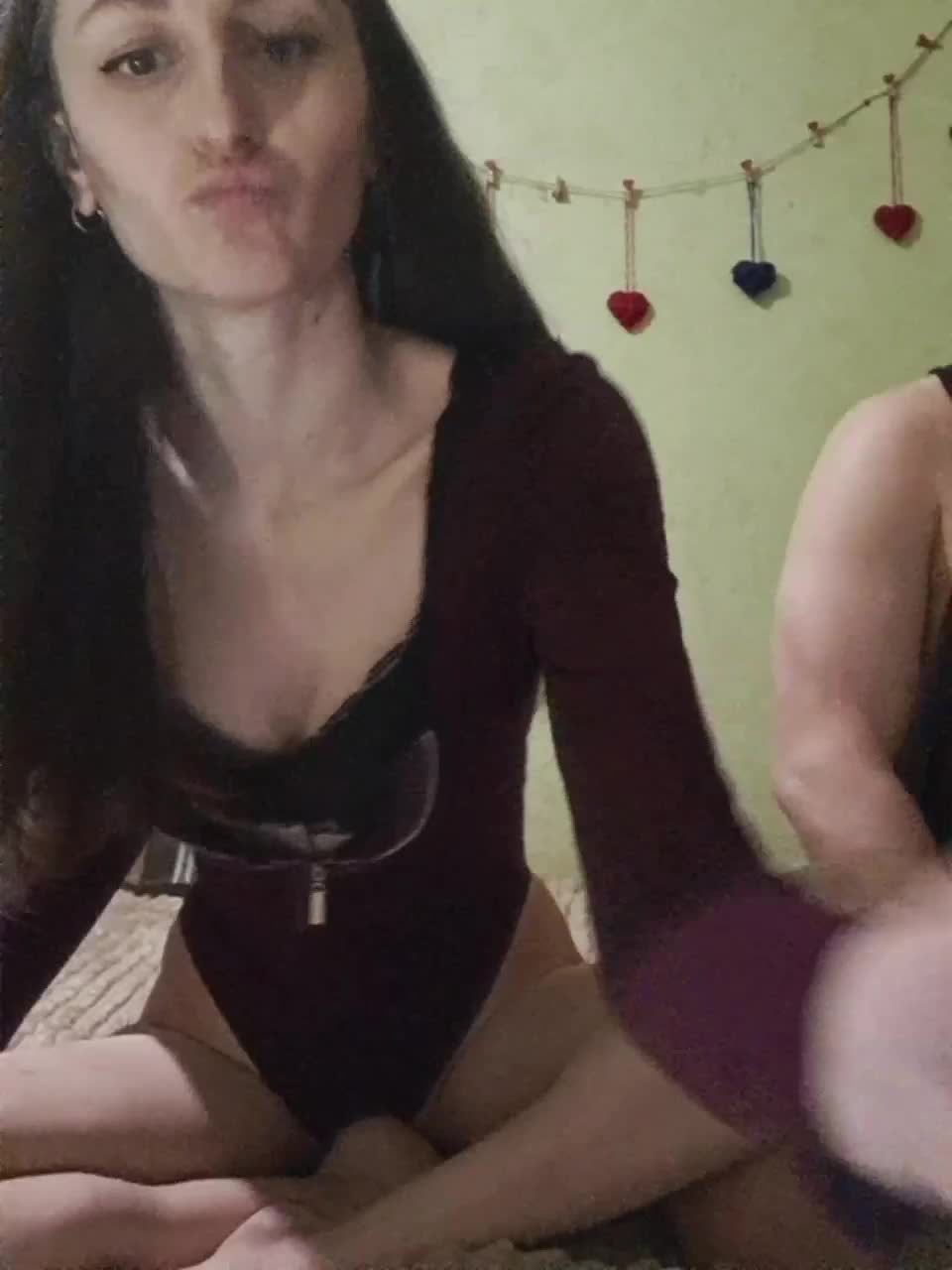 View or download file sweatchili on 2023-03-21 from bongacams