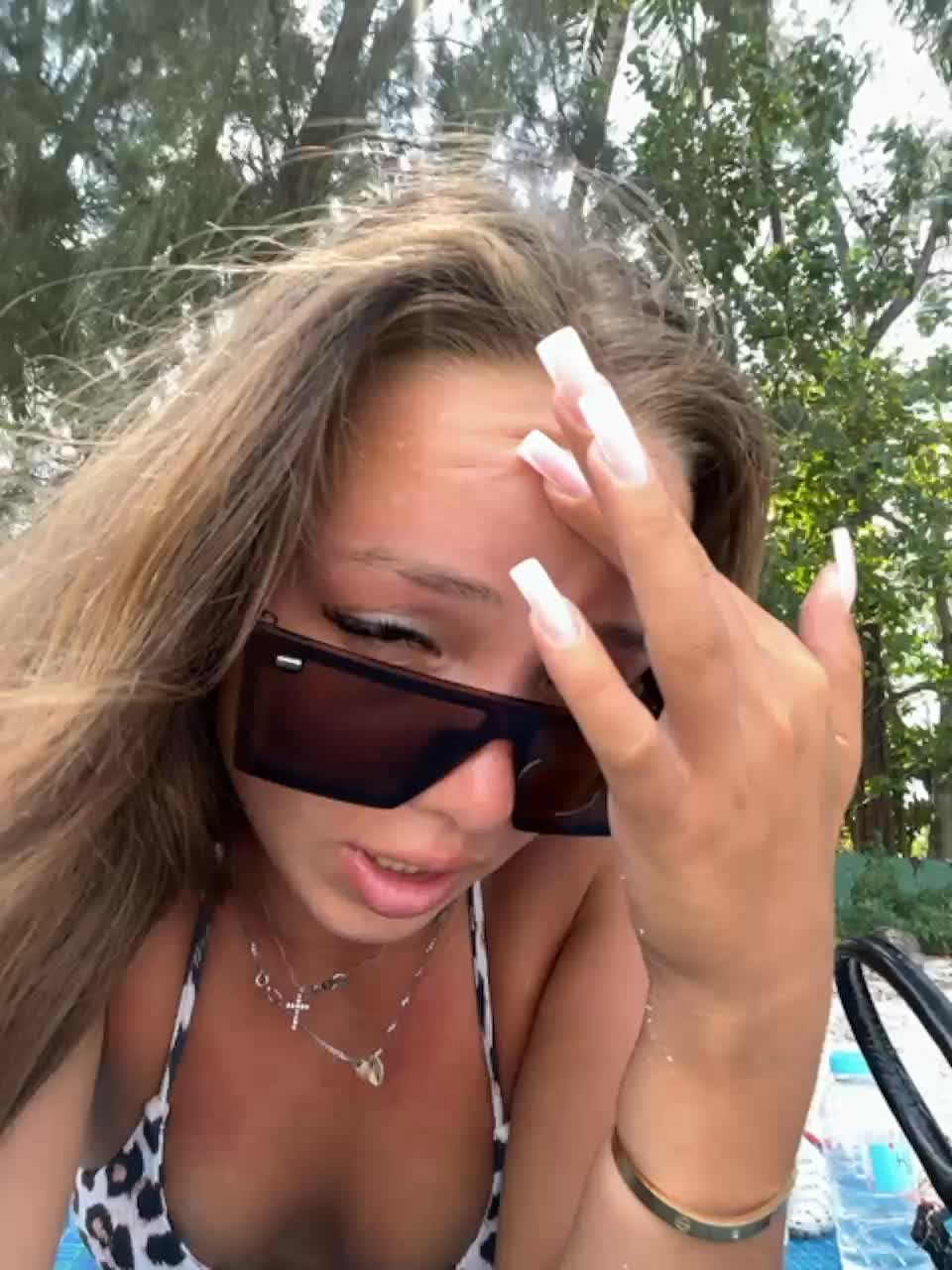 View or download file 7miia7 on 2023-03-22 from bongacams