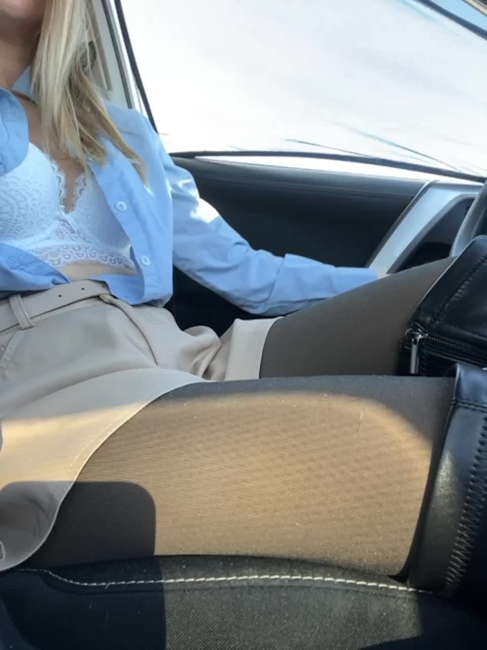 View or download file lady_dee on 2023-03-22 from bongacams