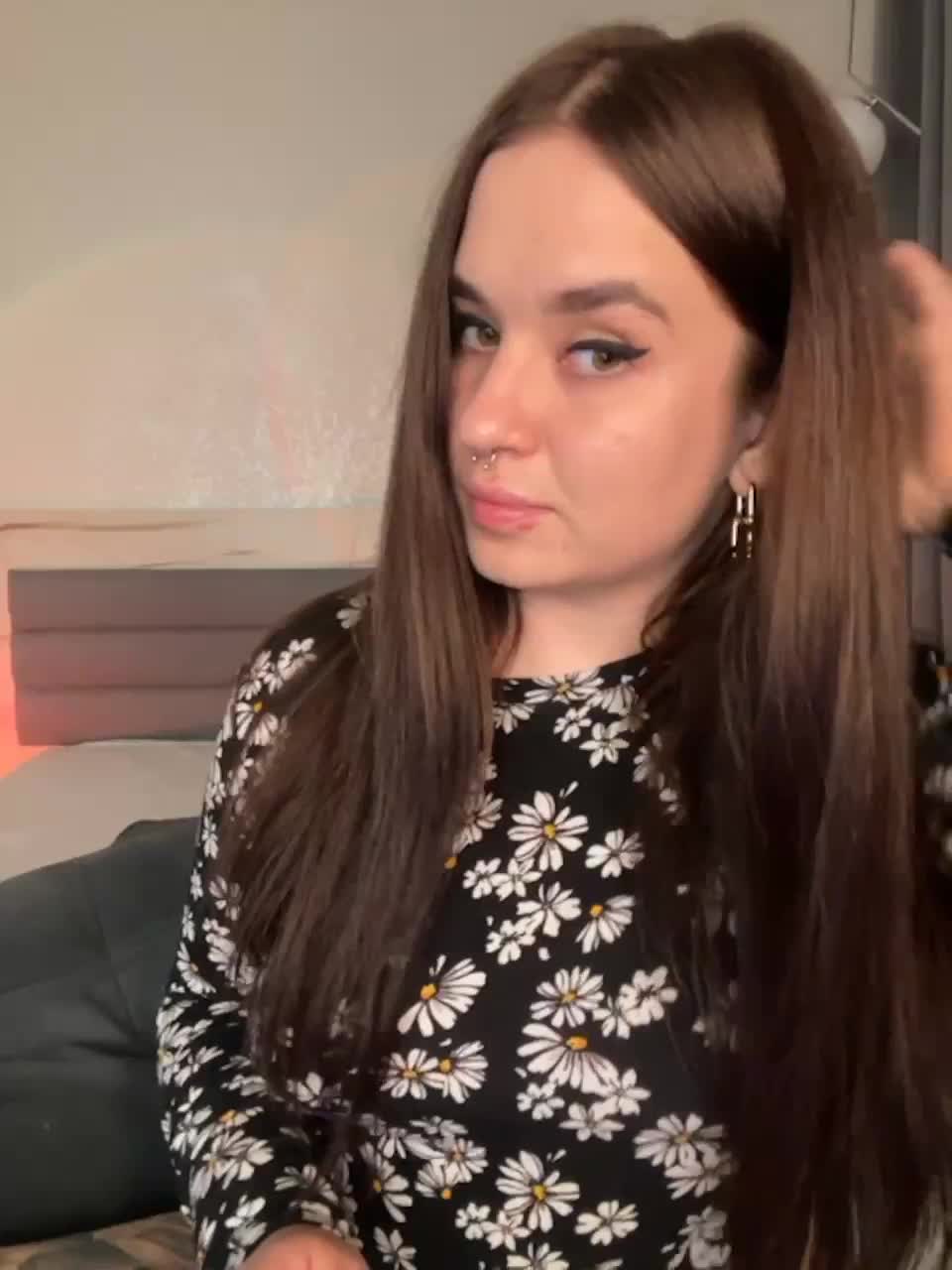 View or download file whoremira on 2023-03-22 from bongacams