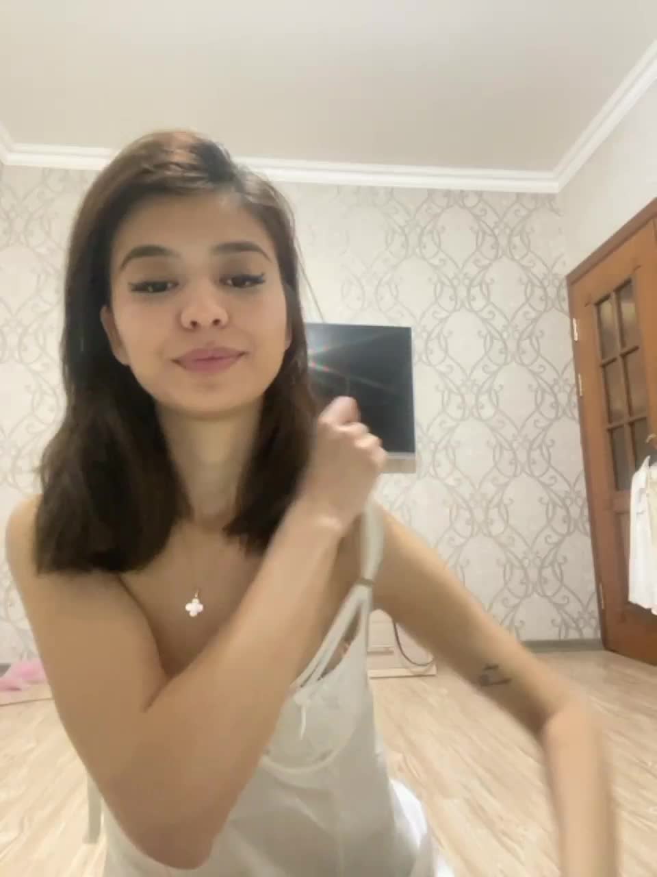 View or download file djulianaa on 2023-03-23 from bongacams