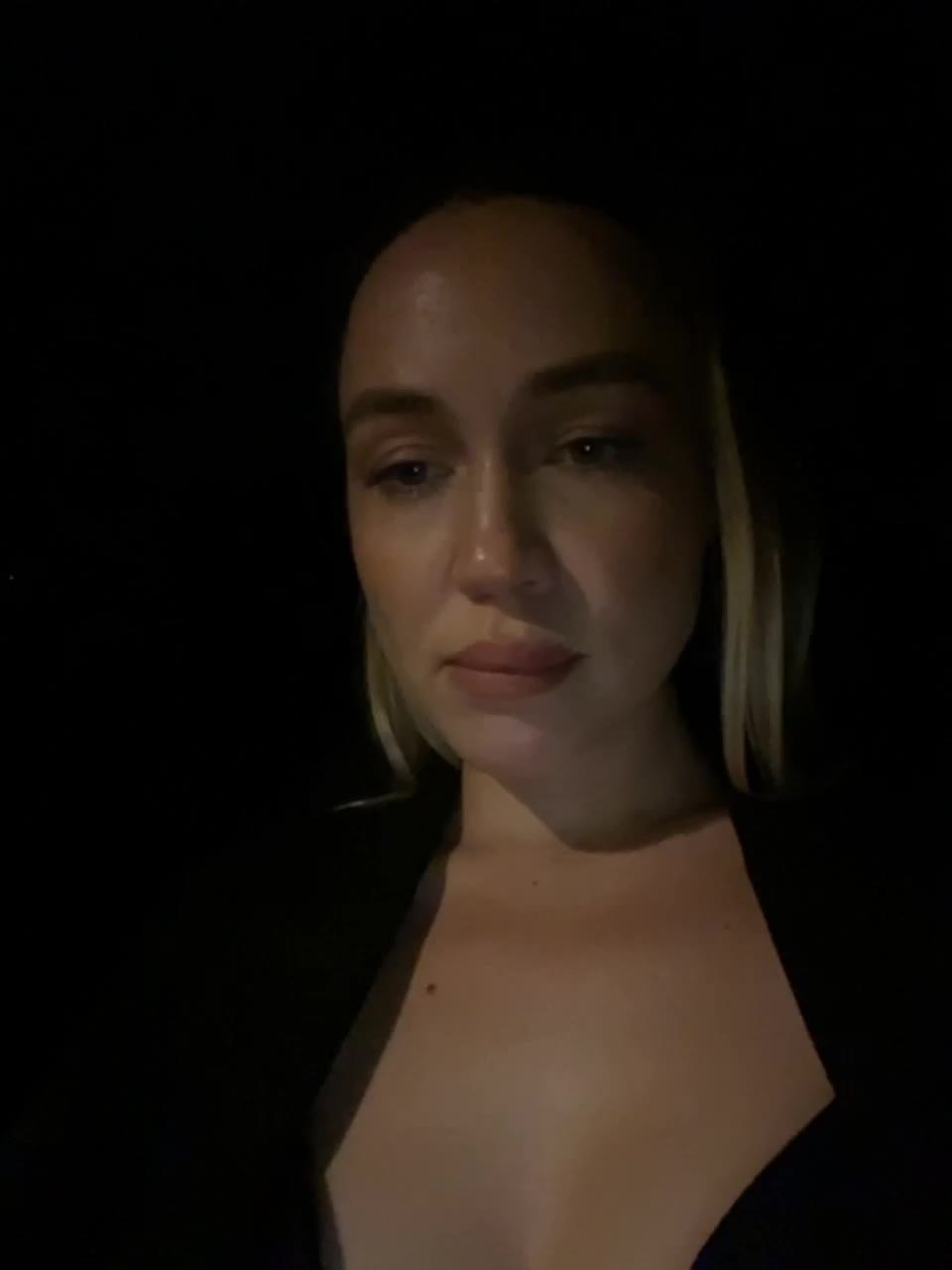 View or download file emili1_ on 2023-03-23 from bongacams