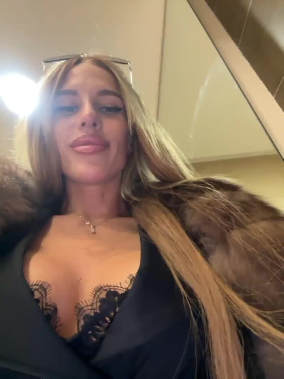 View or download file blondinochkaa on 2023-03-24 from bongacams