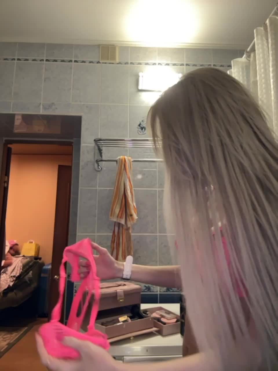 View or download file goldpussy69 on 2023-03-24 from bongacams