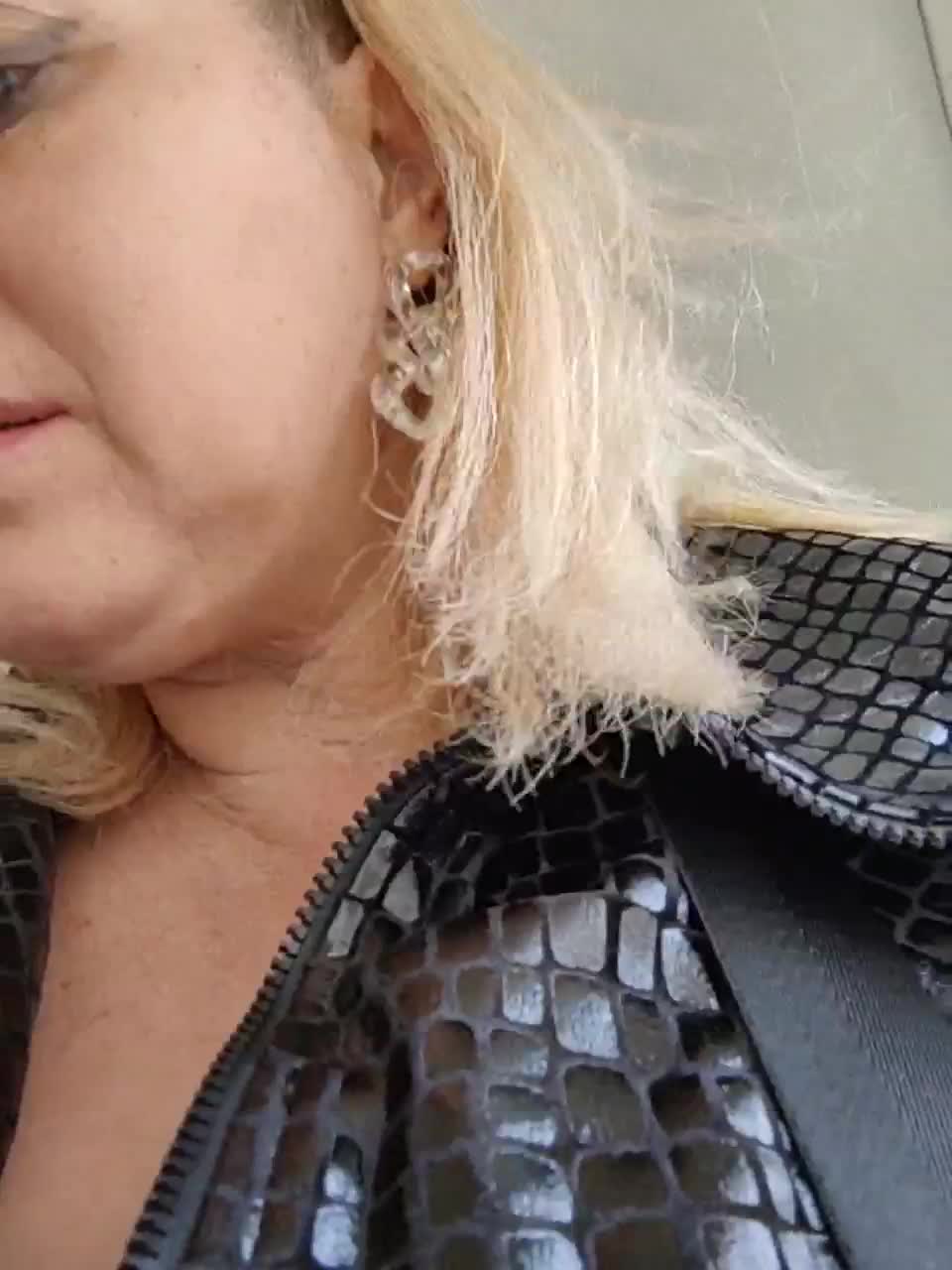 View or download file janna37 on 2023-03-24 from bongacams