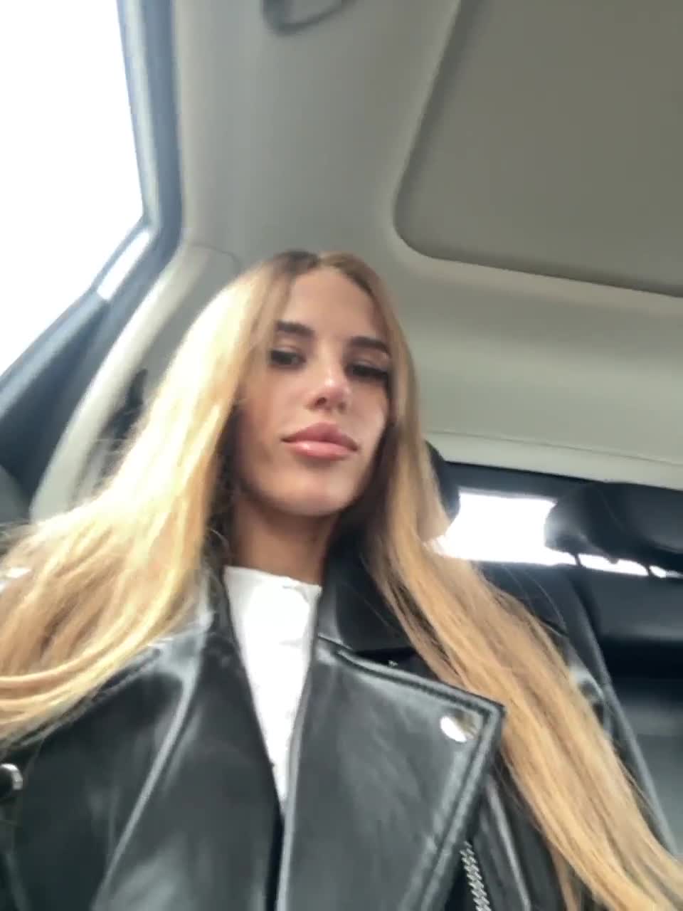 View or download file blondinochkaa on 2023-03-25 from bongacams