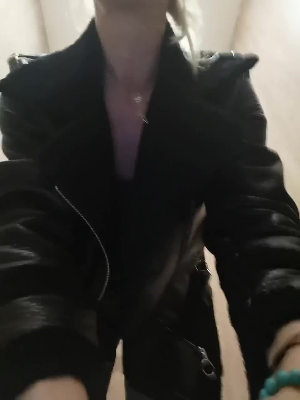 View or download file shinewitch on 2023-03-25 from bongacams