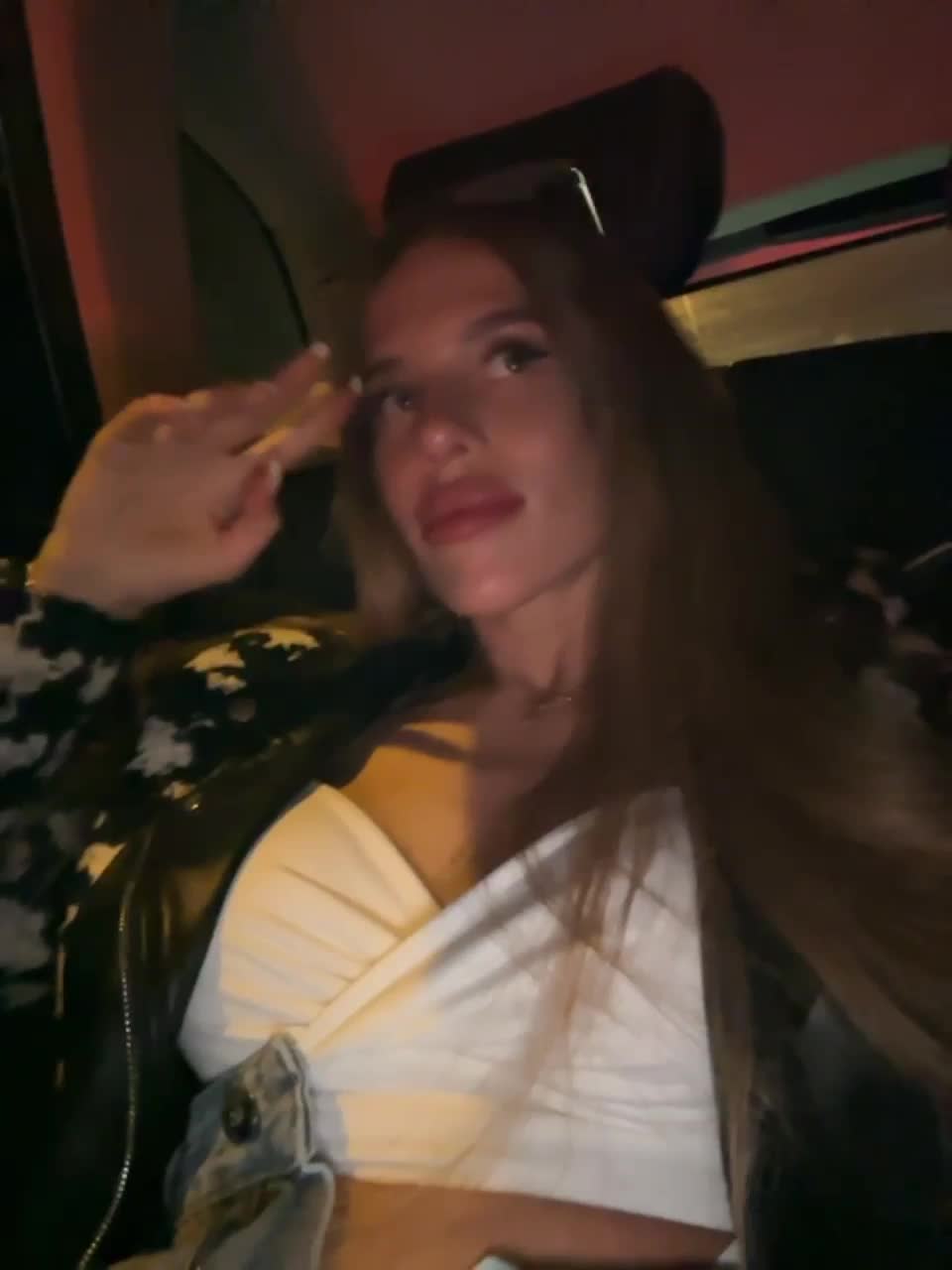 View or download file blondinochkaa on 2023-03-28 from bongacams