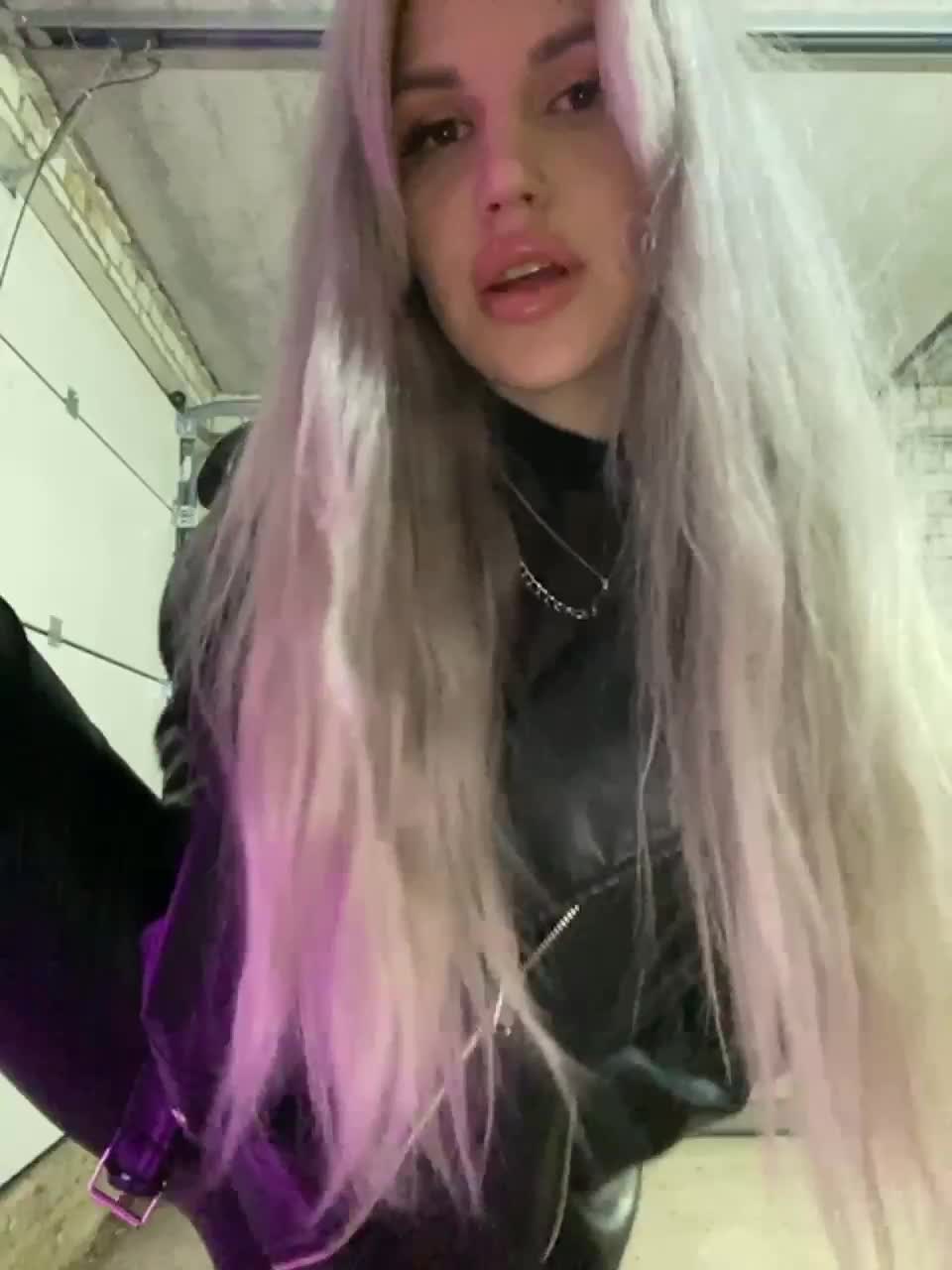 View or download file succubz on 2023-03-28 from bongacams