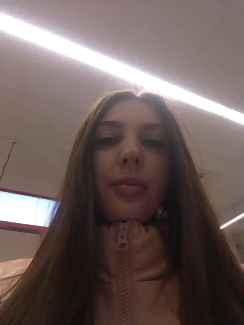 View or download file yourarina on 2023-03-28 from bongacams