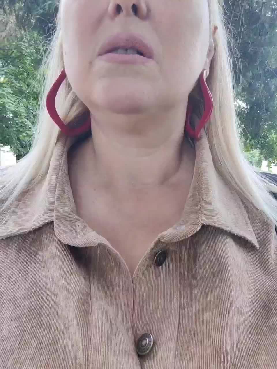 View or download file janna37 on 2023-06-06 from bongacams