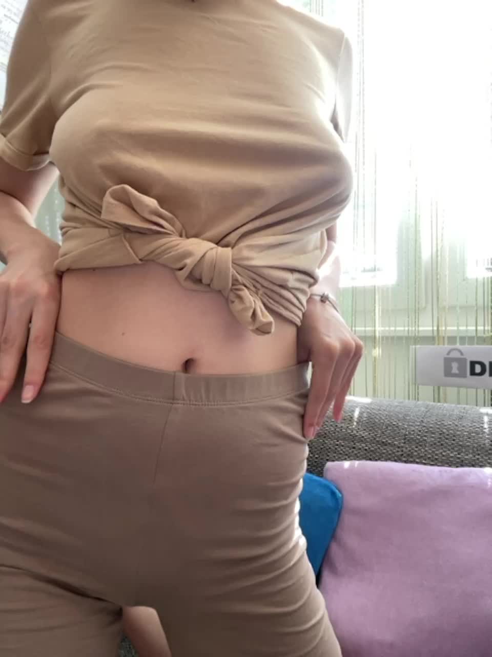 View or download file nicolettaa on 2023-06-08 from bongacams