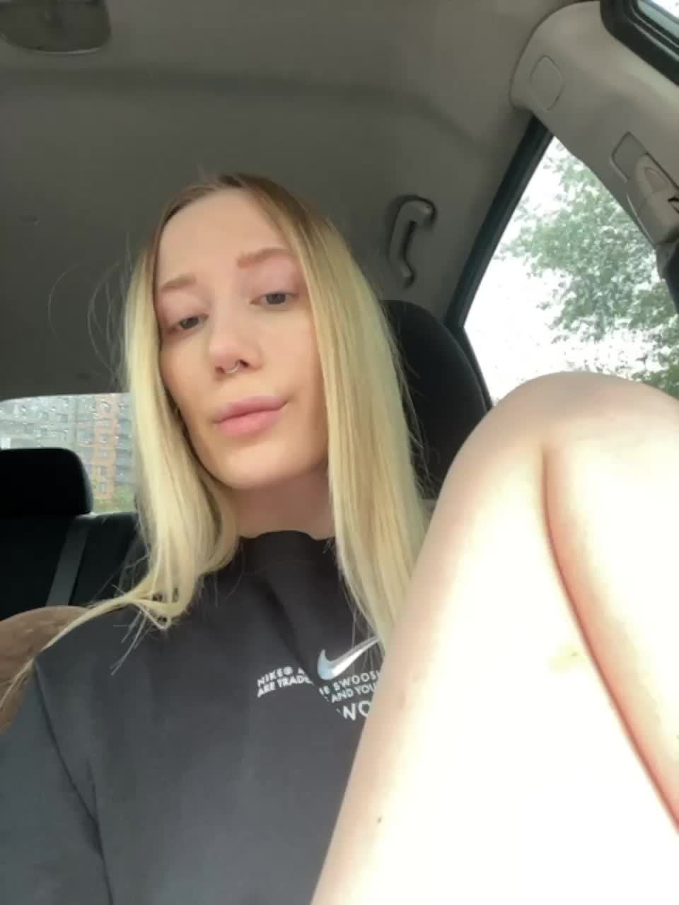 View or download file lana_lana03 on 2023-06-10 from bongacams