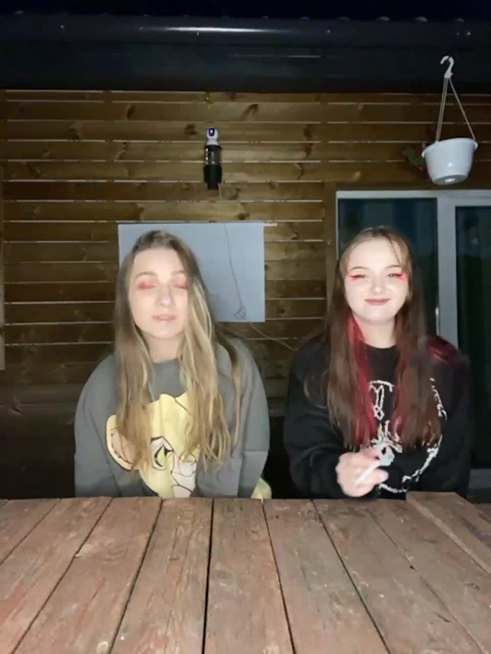 View or download file liizza on 2023-06-10 from bongacams