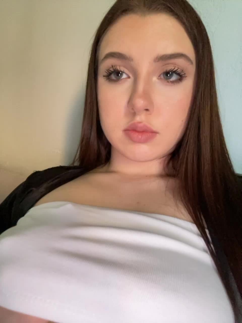 View or download file mendi_ on 2023-06-10 from bongacams