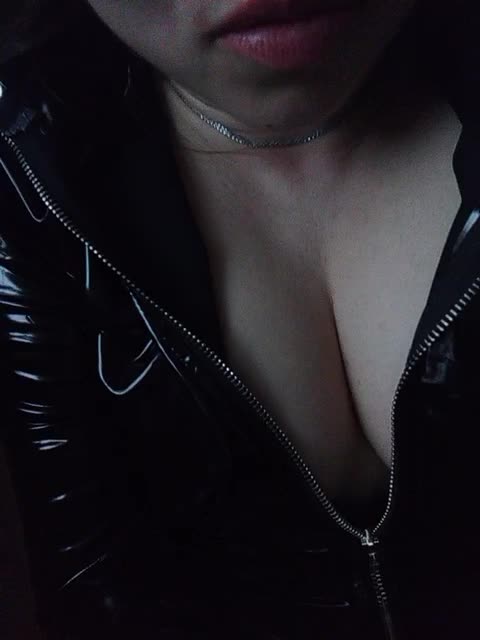 View or download file mishaiksu on 2023-06-10 from bongacams