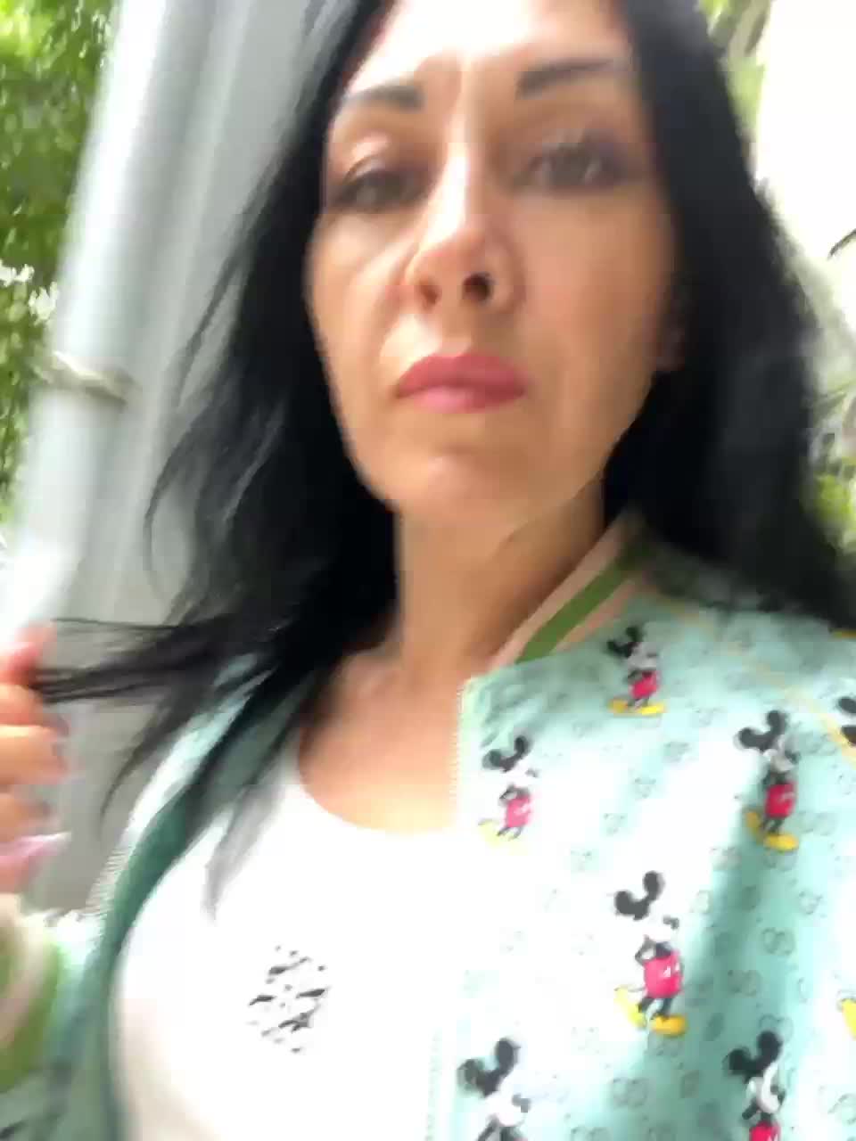 View or download file karolinamilf on 2023-06-13 from bongacams