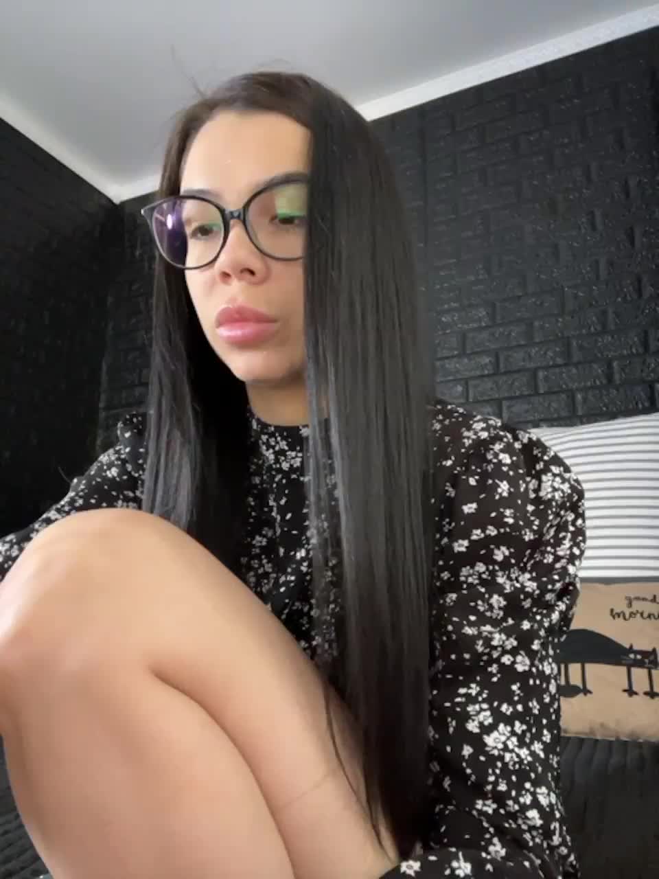 View or download file vero19nika on 2023-06-13 from bongacams