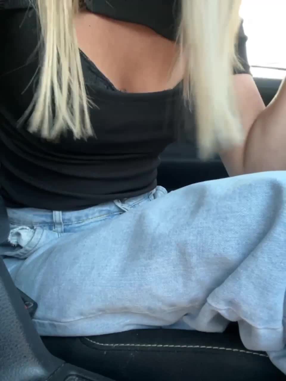 View or download file lady_dee on 2023-06-14 from bongacams