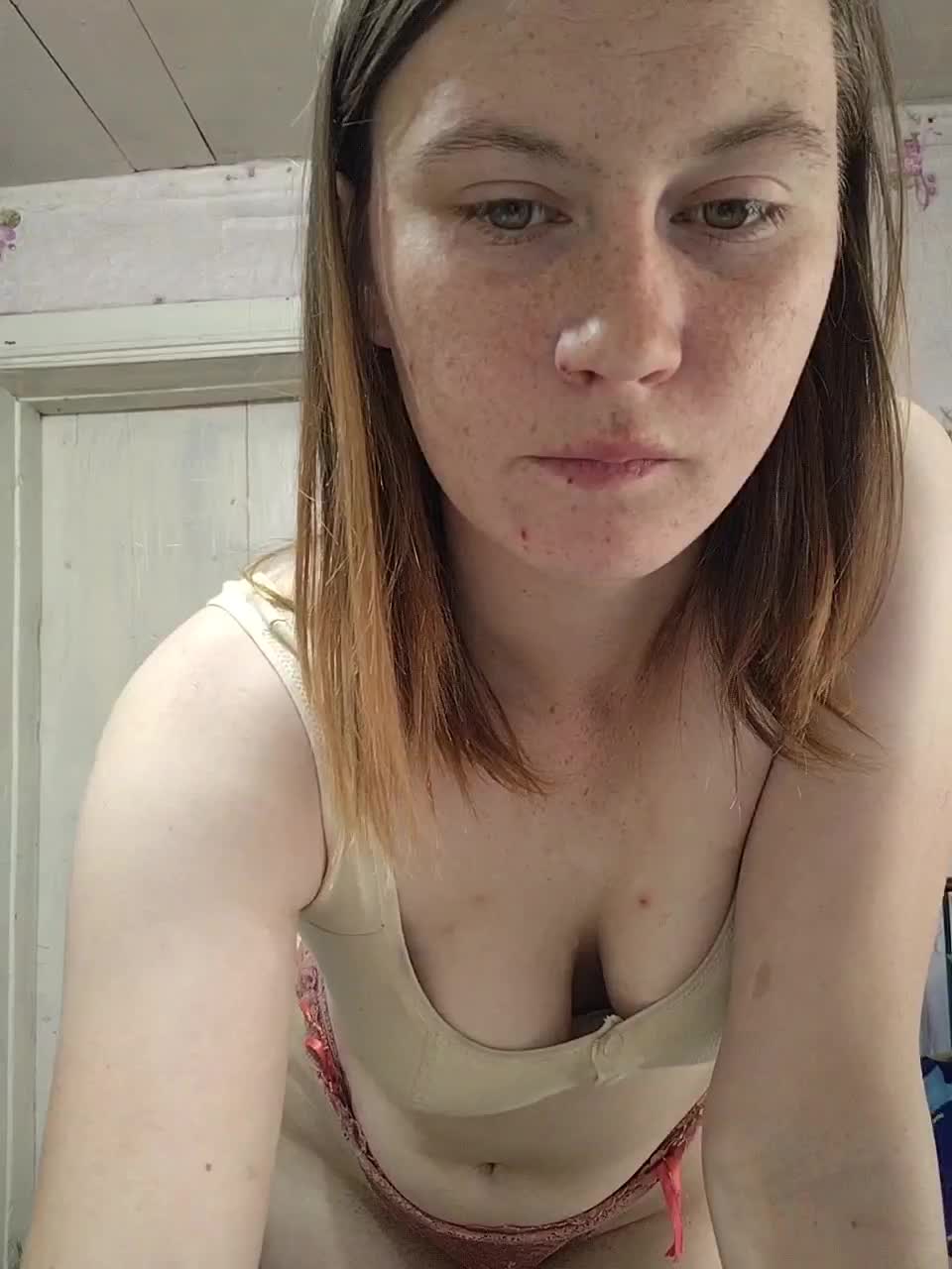 View or download file malinka1512 on 2023-06-14 from bongacams