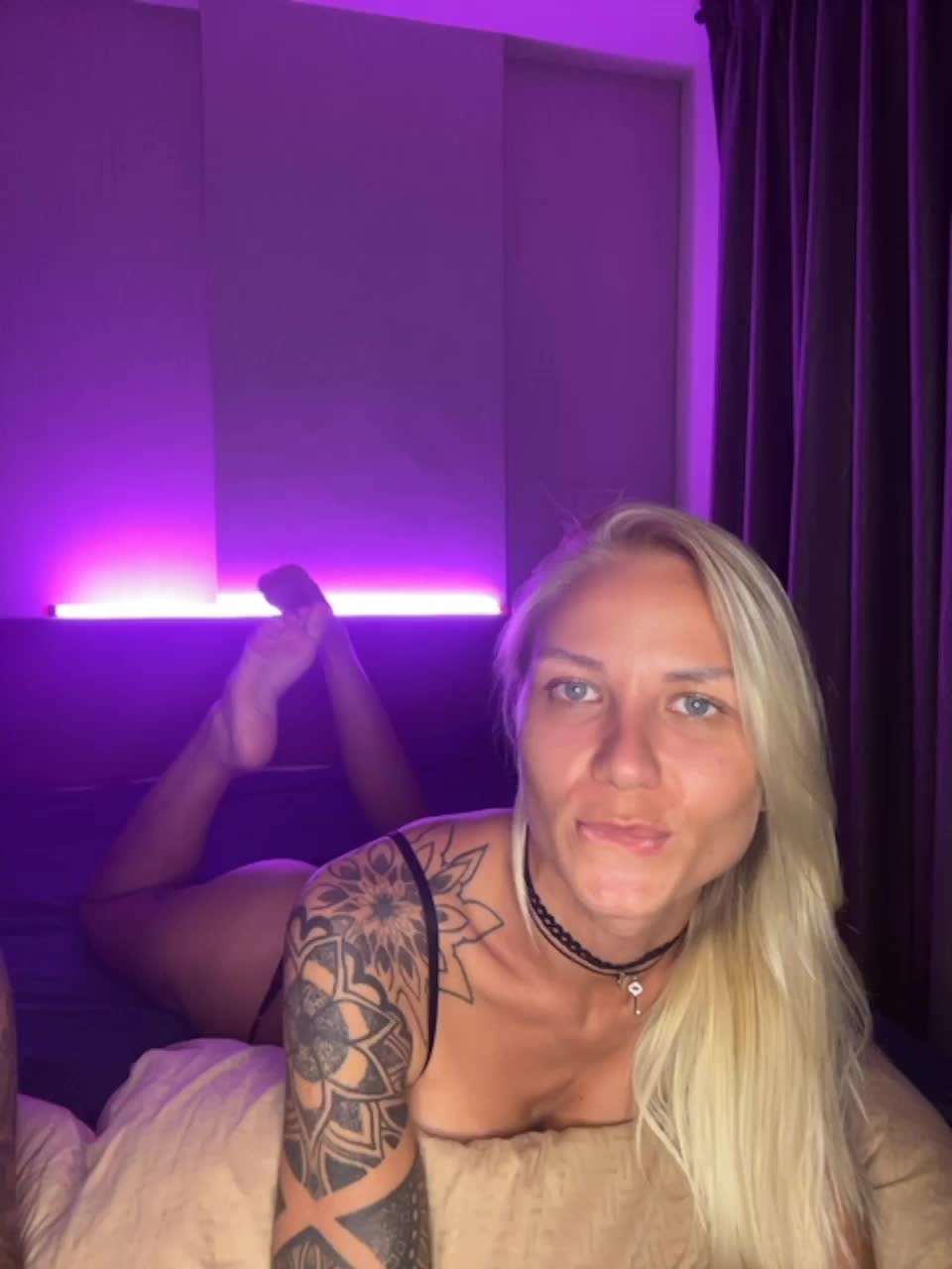 View or download file twins666 on 2023-06-14 from bongacams