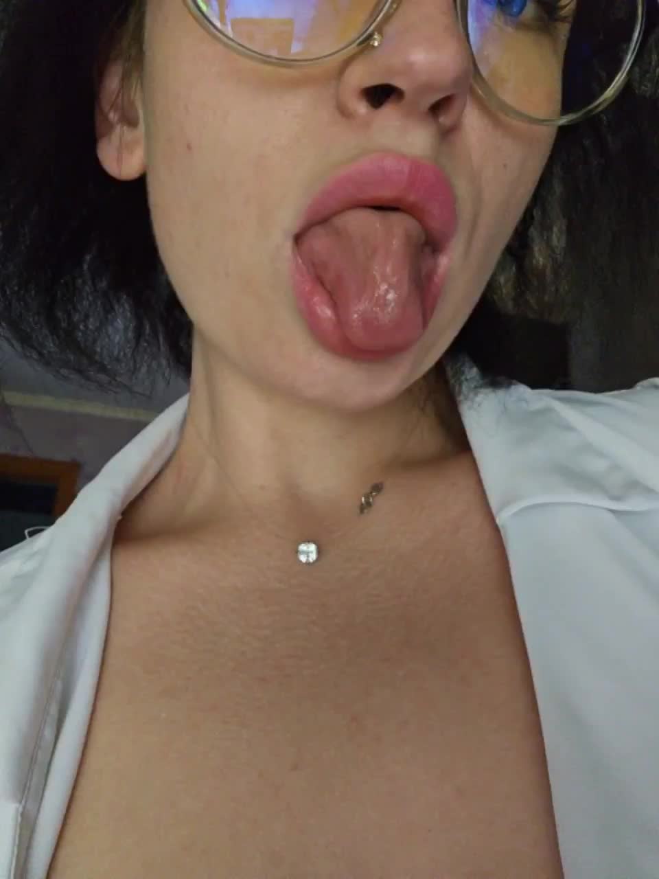 View or download file aureliyxxx on 2023-06-15 from bongacams