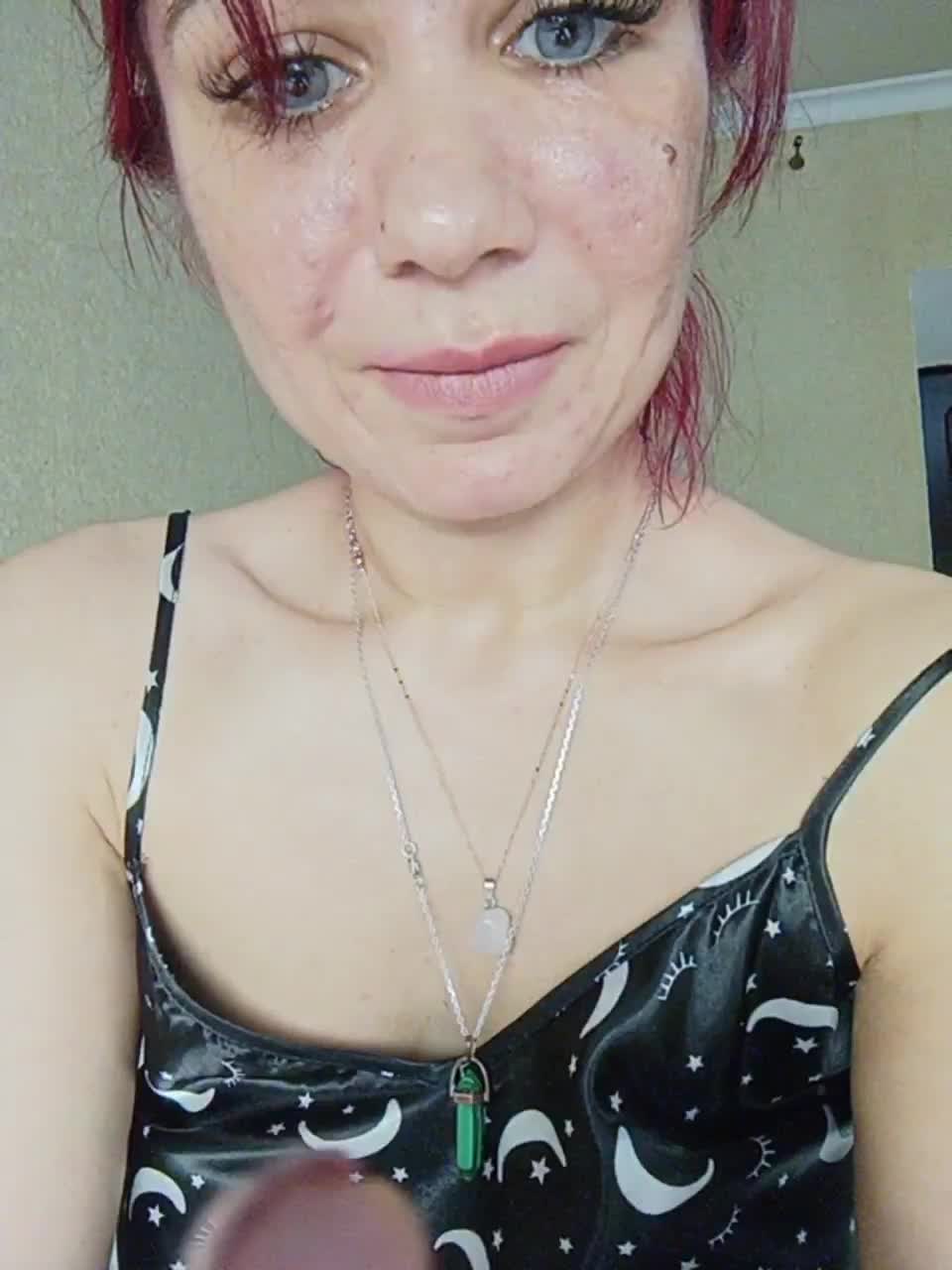 View or download file gold_model on 2023-06-15 from bongacams