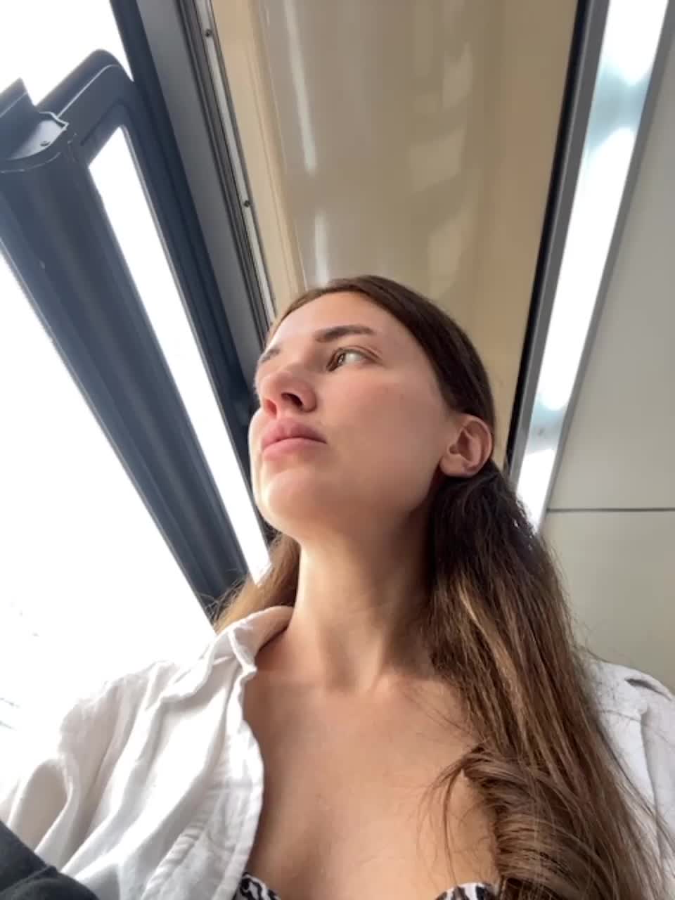 View or download file kirlove1 on 2023-06-17 from bongacams