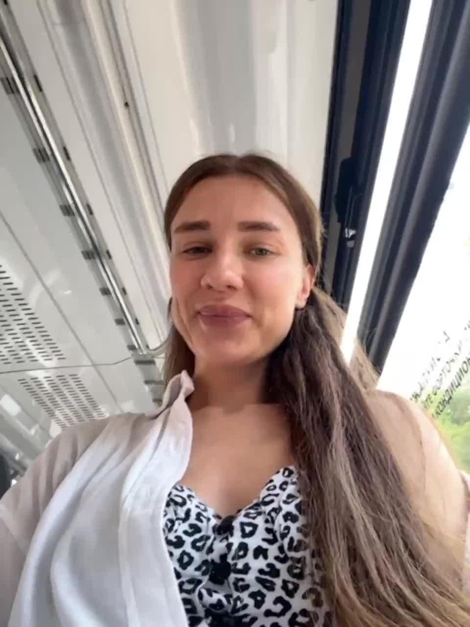 View or download file kirlove1 on 2023-06-17 from bongacams