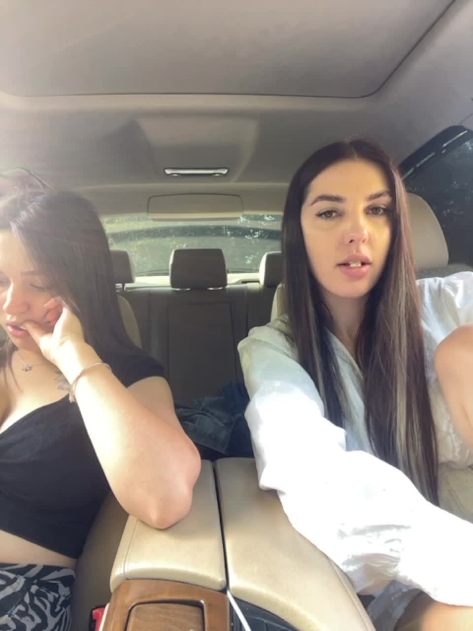 View or download file yourarina on 2023-06-17 from bongacams