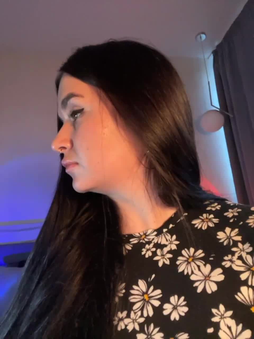 View or download file whoremira on 2023-06-18 from bongacams