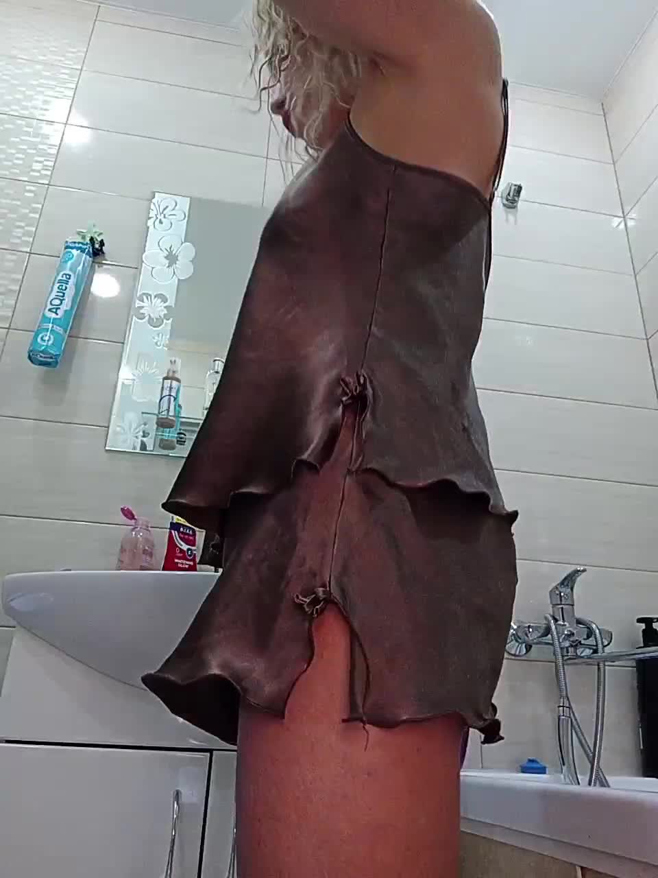 View or download file angelochek042 on 2023-06-19 from bongacams