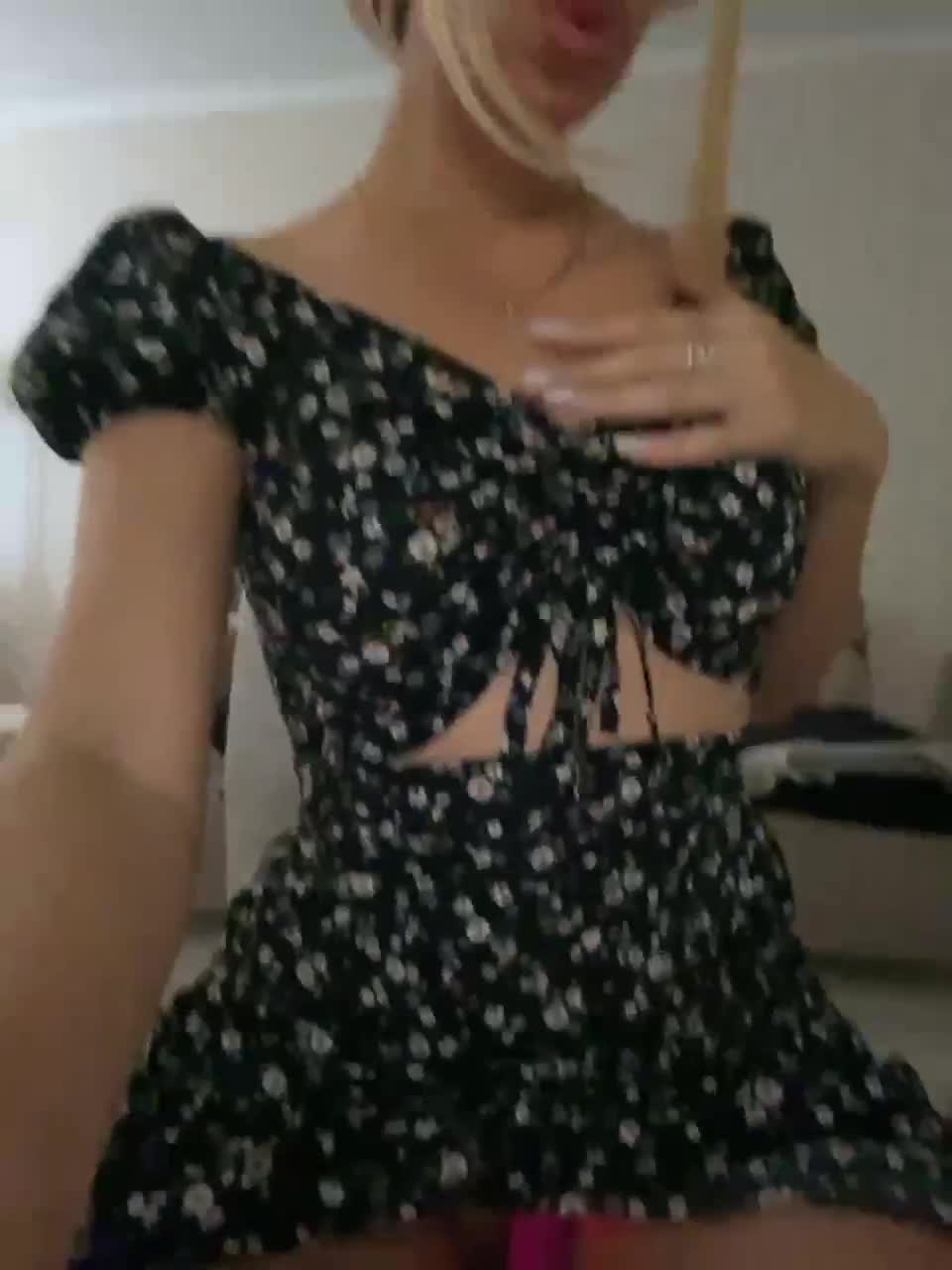 View or download file candybrava on 2023-06-19 from bongacams